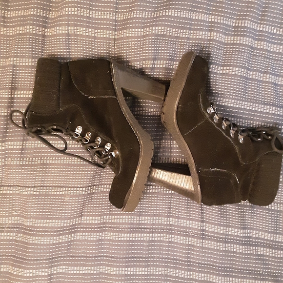 Envy black lace suede boots 029 - Picture 4 of 10